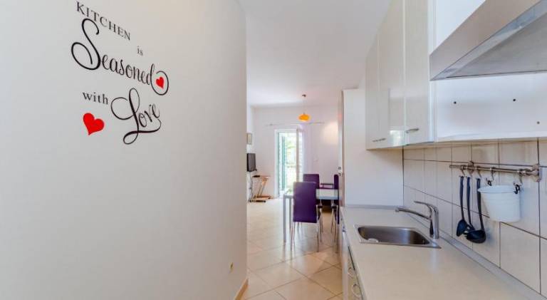 Rental apartment with yard & patio | Close to the beach | Good for workation | Pets allowed — photo 4