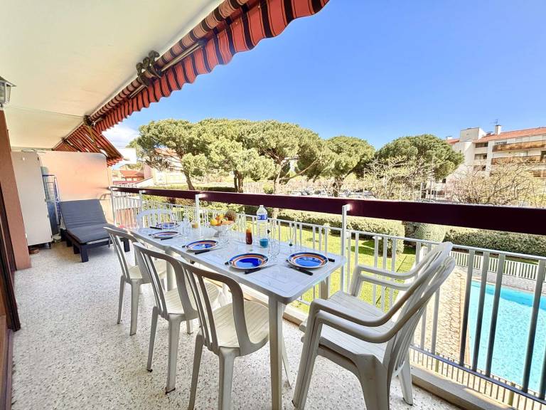 Beautiful holiday apartment with pool | Dogs allowed in Fréjus