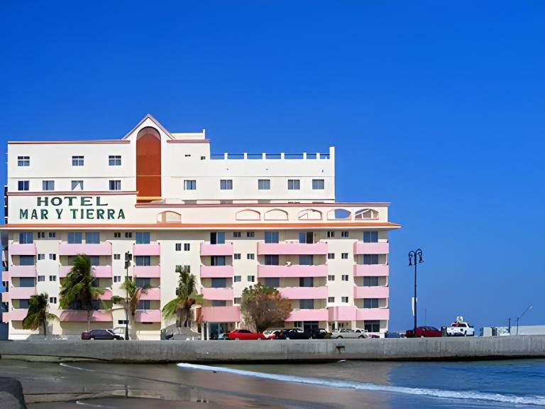 Hotel Mar y Tierra in Veracruz