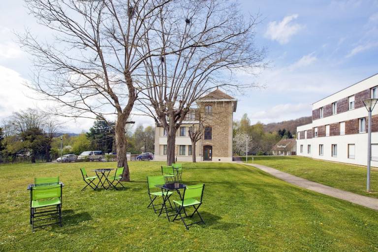 Aparthotel  Bures-sur-Yvette