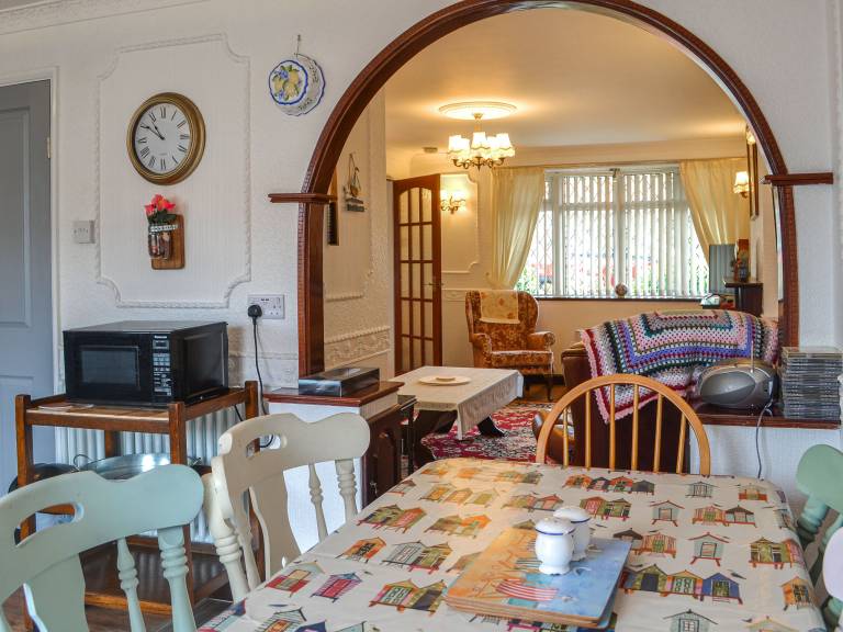 Family-friendly nice cottage with yard | River view | Pet-friendly — photo 5