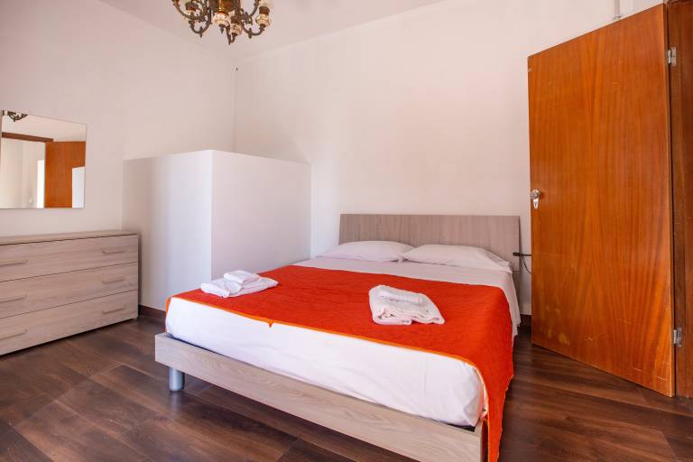 Holiday apartment with garden & fast internet | Mountain view | Perfect for remote work | Dogs allowed — photo 2