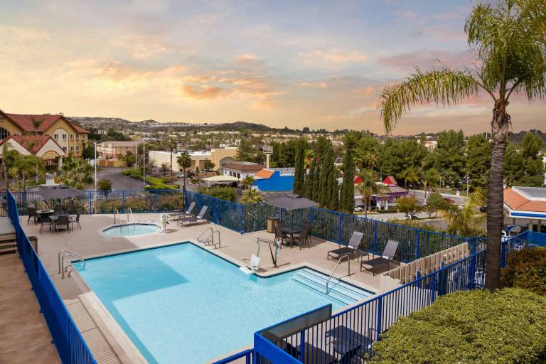 Fairfield Inn Santa Clarita Valencia — photo 2