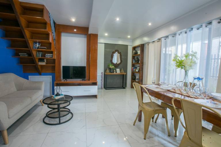 House Tacloban City