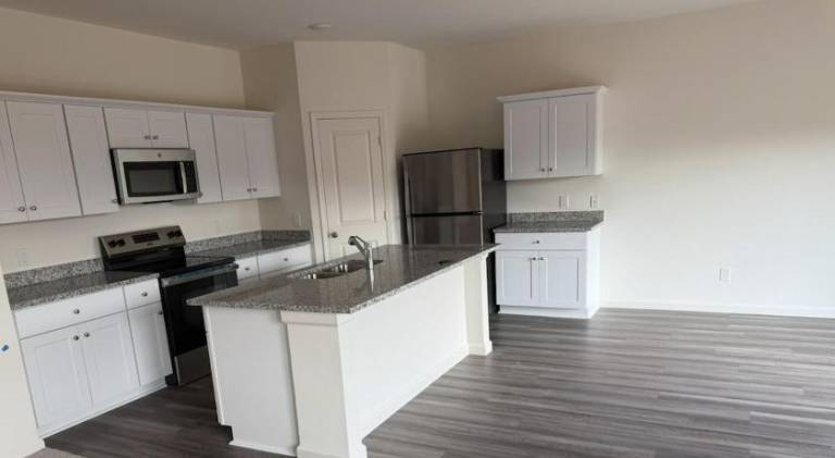 Villa with patio — photo 4