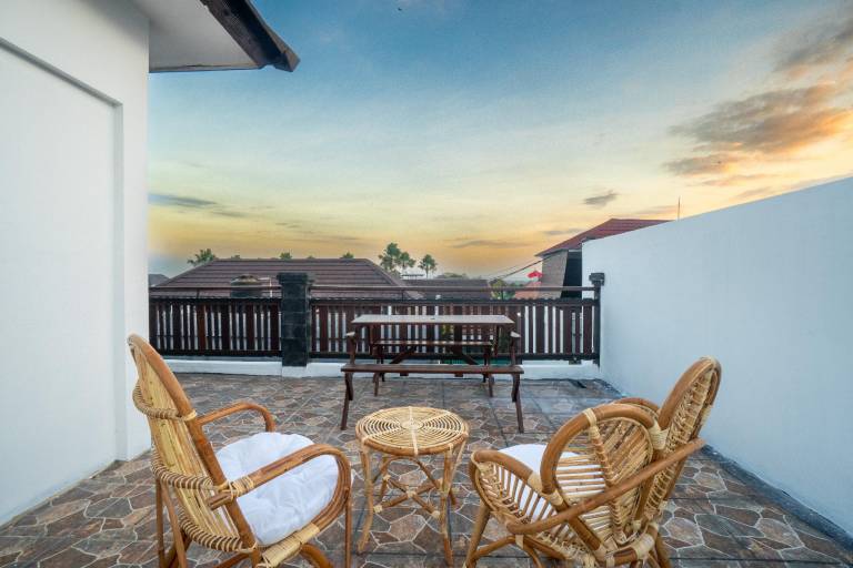 Villa with pool & garden | Suitable for remote work | Pet-friendly — photo 4