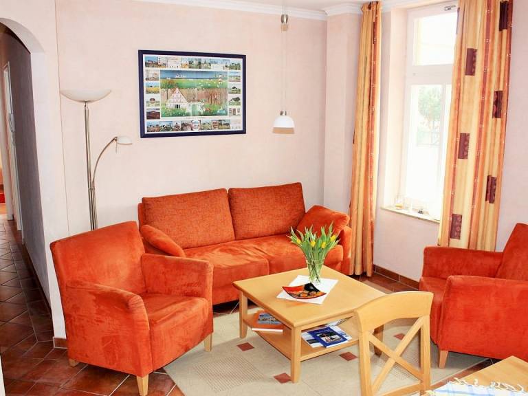 Villa Käthe WE 1: komfortable und sehr geschmackvoll eingerichtete 3-Zimmer-Fewo in Kuehlungsborn