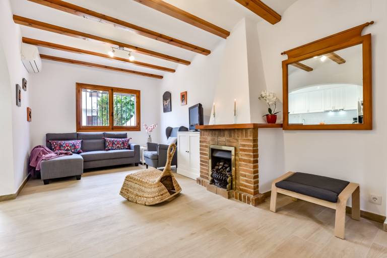 Fully equipped beautiful bungalow with barbecue, terrace & yard | Pets are welcome — photo 2
