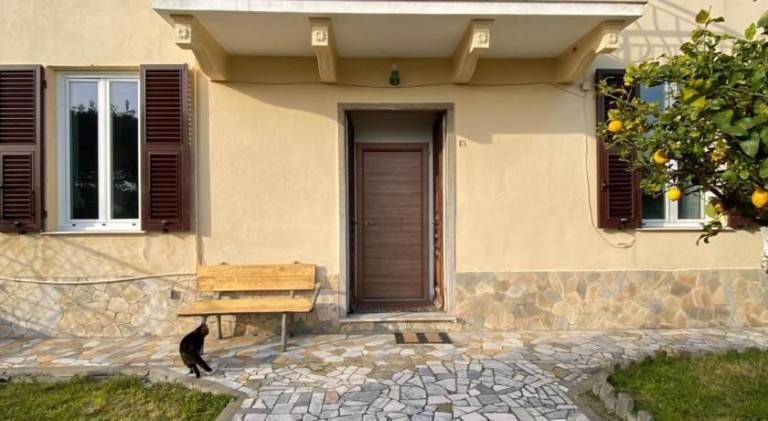 Holiday apartment | Beach nearby | Pets allowed in Celle Ligure