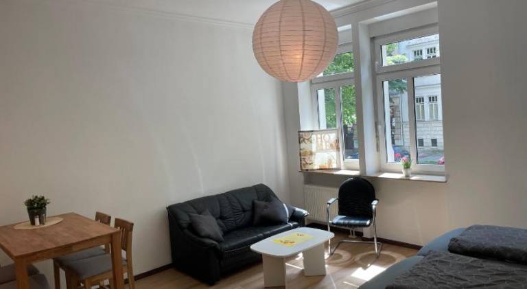 Rental apartment with 2 rooms for 4 persons in Leipzig