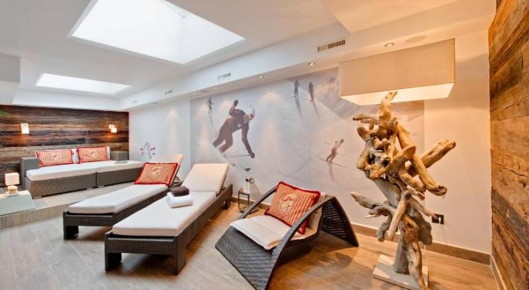Alex Lodge Private Luxury Apartments — photo 4
