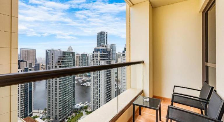 GLOBALSTAY. Modern Apartments steps to JBR Beach — photo 5