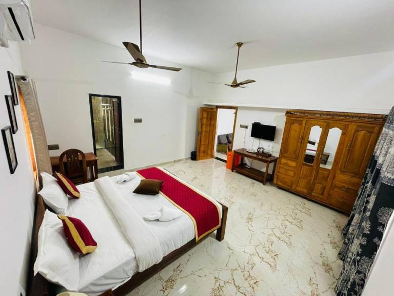 House Kanyakumari Beach