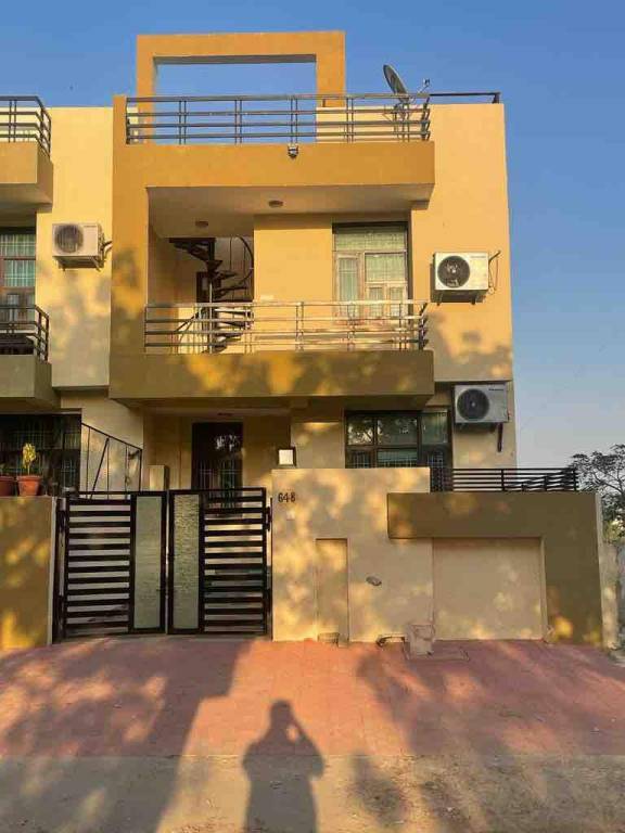 House Mansarovar