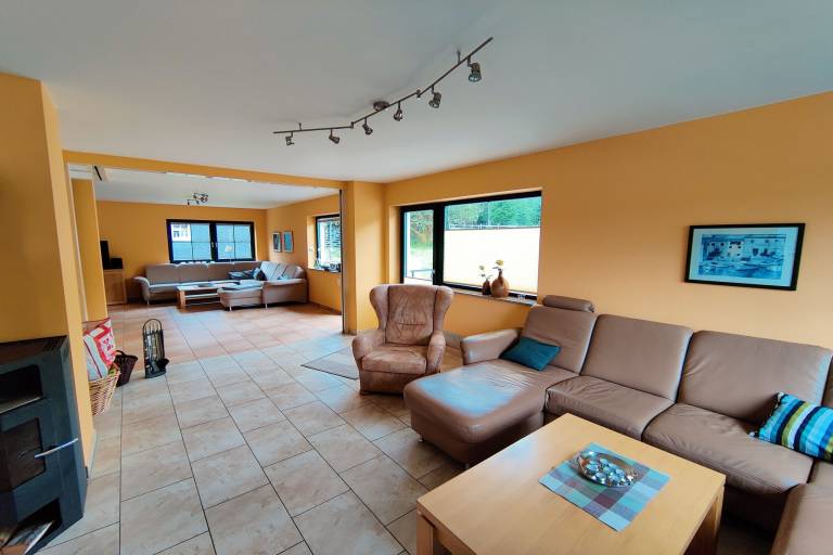 House with patio, yard & grill | Nature view — photo 2