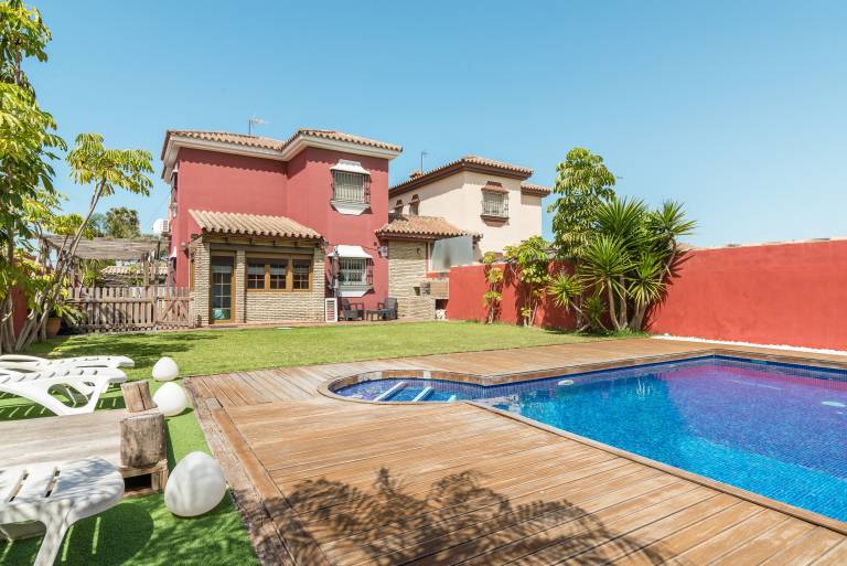 House with patio, private pool & garden | Sea view — photo 4