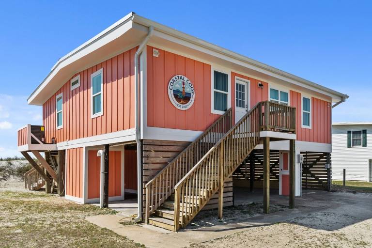 House  Oak Island