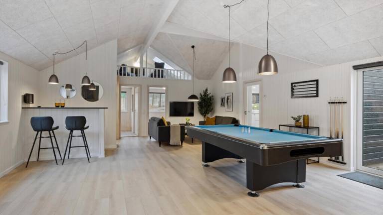 House with garden, private pool & terrace — photo 4