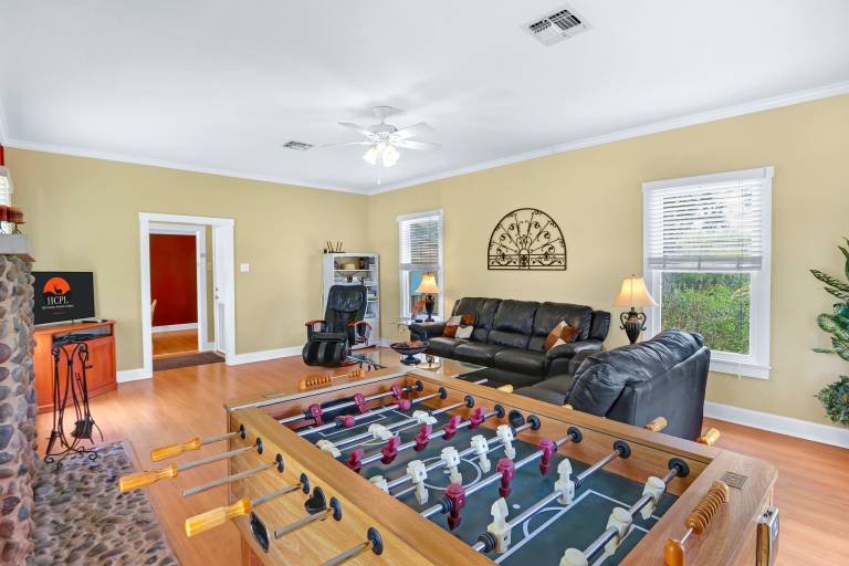 Lighthouse Hill Ranch - Brown House — photo 3