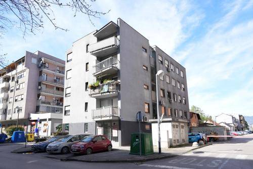 Apartma  Hrvatski Leskovac