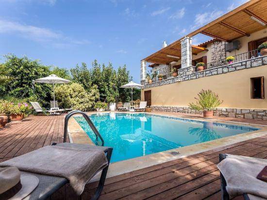 Villa with pool, garden & barbeque — photo 3