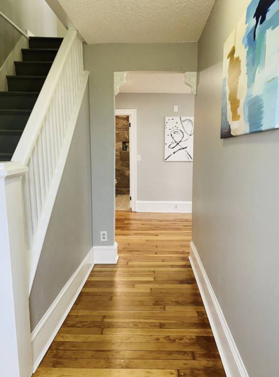 Family-friendly vacation home with yard | Pet-friendly — photo 4