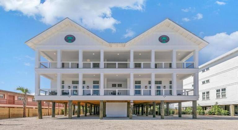 Vacation home with pool | Beach nearby | Pet-friendly in Fort Walton Beach, FL
