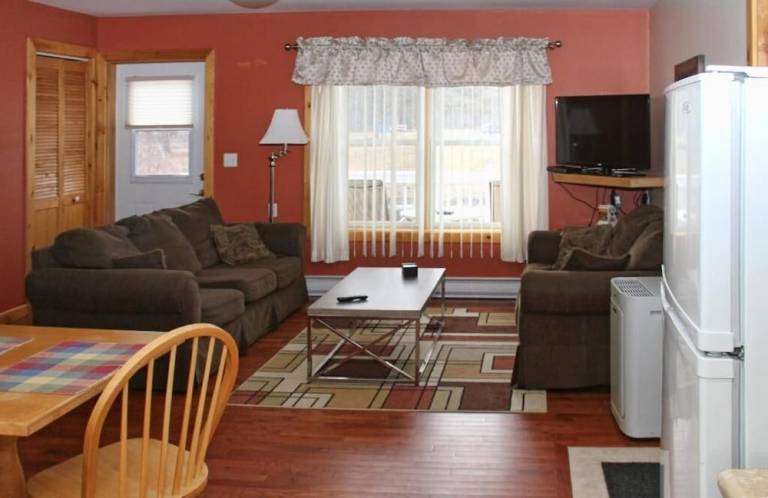 Motel  Shelburne