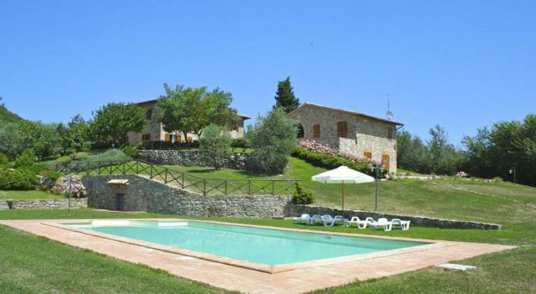 Villa with pool in Todi