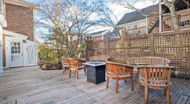 Wonderful holiday apartment with yard & patio | Close to the beach | Good for workation | Pet-friendly — photo 5
