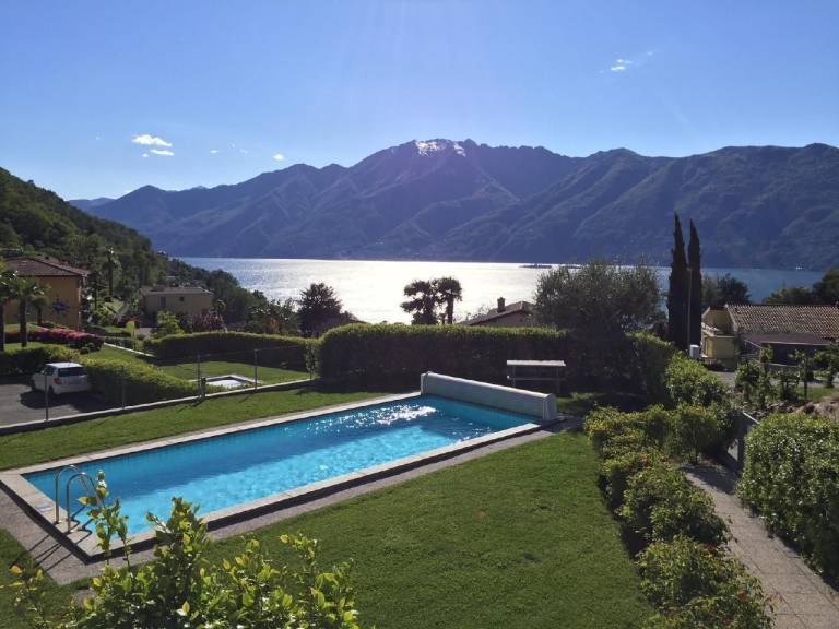 Ferienhaus mit traumhaftem Seeblick