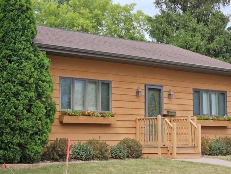 House Oshkosh