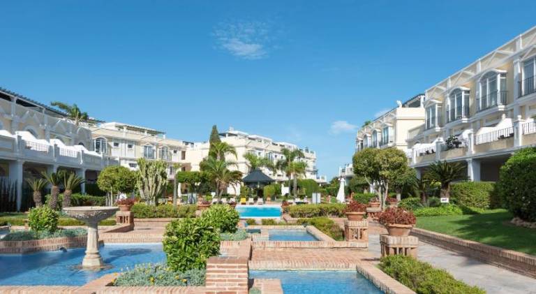 Pleasant holiday apartment with pool | Pet-friendly in Marbella