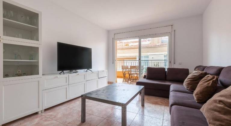 Fully equipped beautiful rental apartment with patio | Next to the beach | Dogs allowed — photo 5