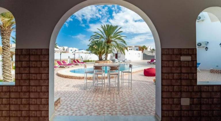 Nice rental apartment with pool, terrace & garden | Pets are welcome — photo 3