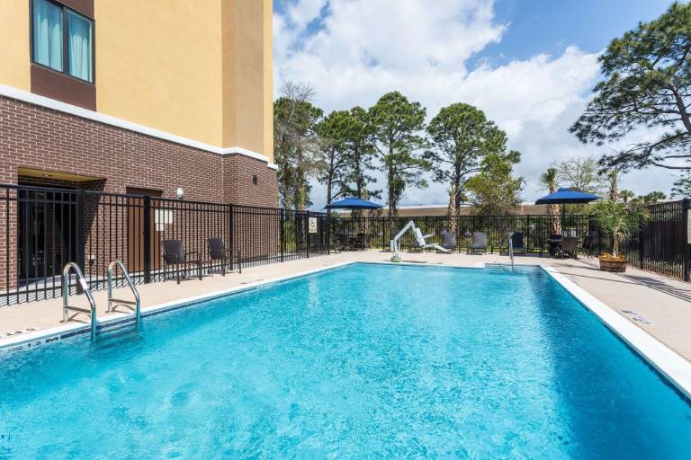 Hampton Inn and Suites Mary Esther-Fort Walton Beach — photo 4
