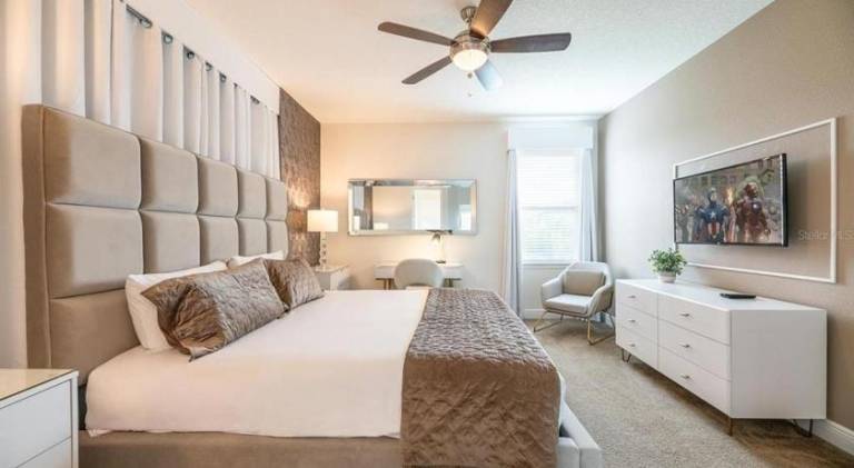 Spacious house with pool | Pet-friendly — photo 2