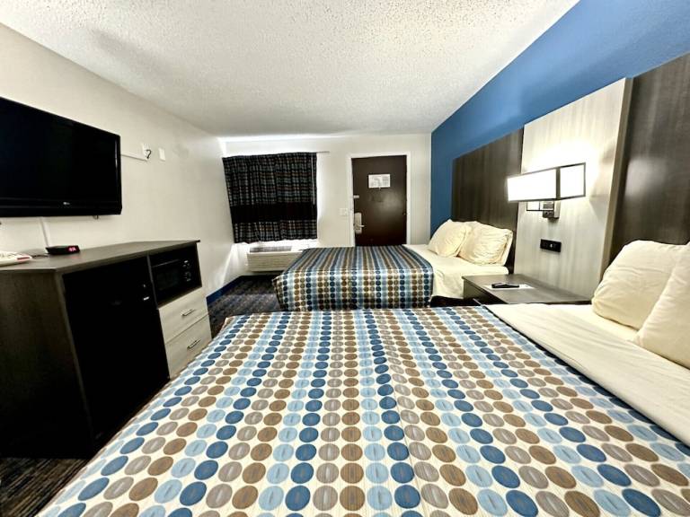 Motel  Aurora