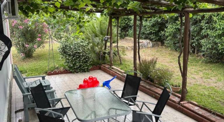 Villa with patio, garden & BBQ — photo 5