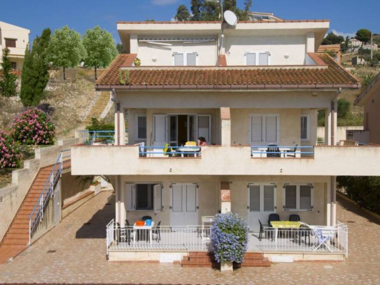 Ruhige Ferienwohnung in Sciacca mit Grill und Terrasse und Meerblick — photo 4