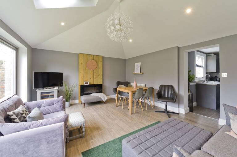 Apartment  Kingston upon Thames