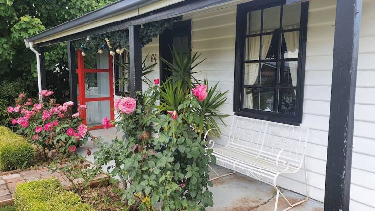 Cottage Deloraine