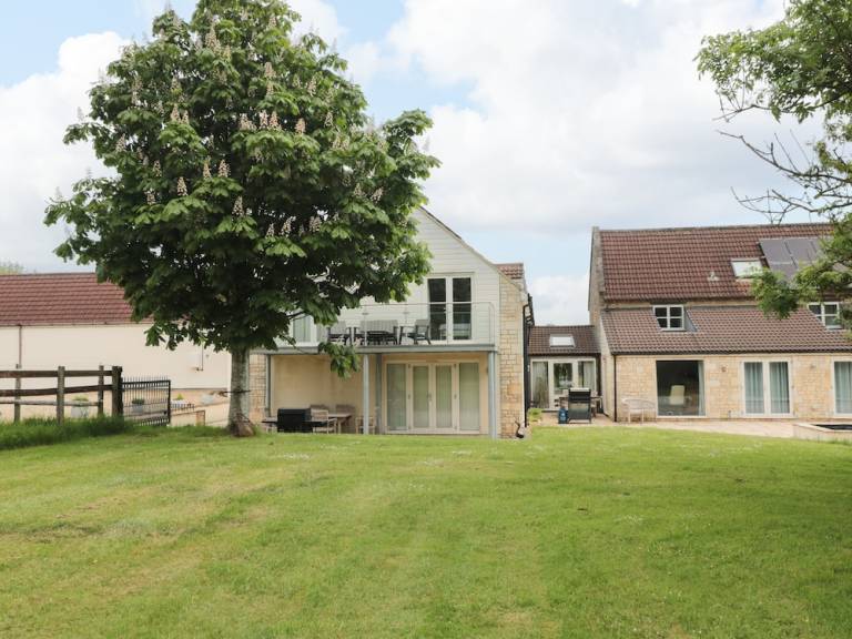 Cottage Bruton