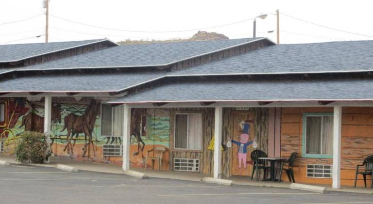 El Trovatore Motel — photo 3