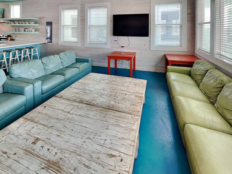 AVG6223-Beach Club 3 — photo 4