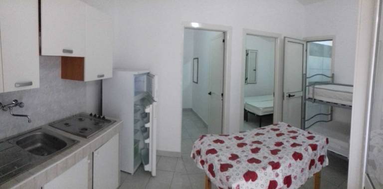 Rental apartment with yard, barbeque & terrace | Garden view — photo 3