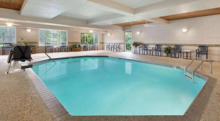 Country Inn & Suites by Radisson, Minneapolis/Shakopee — photo 3