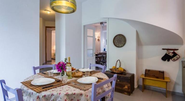 Wonderful holiday apartment with patio & yard | Suitable for remote work | Dogs allowed — photo 2