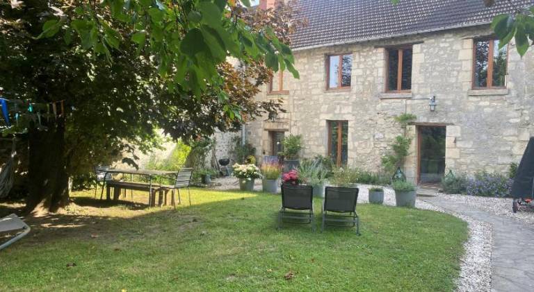 Vacation home with 3 rooms for 6 persons in Senlis