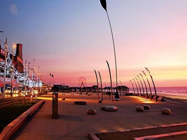 Accommodation Blackpool Pleasure Beach